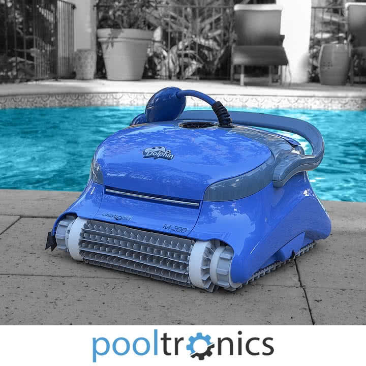 Dolphin M3 robust floor only robotic pool cleaner